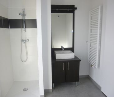 Location Appartement 2 pièces 39m² LAUNAGUET 31140 - Photo 4