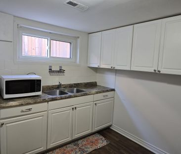 For Lease - 73 Fallingdale Crescent, Toronto, Ontario - Photo 4