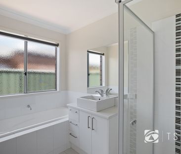 6 Triplett Avenue, Ascot - Photo 6