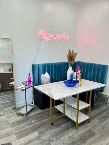 For Lease - 650 Oxford Street, London East, Ontario - Photo 4