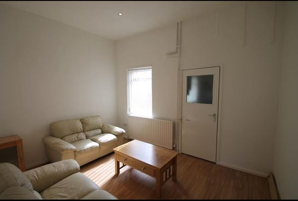 34 Portland Road, NG7 4GN, NOTTINGHAM - Photo 1