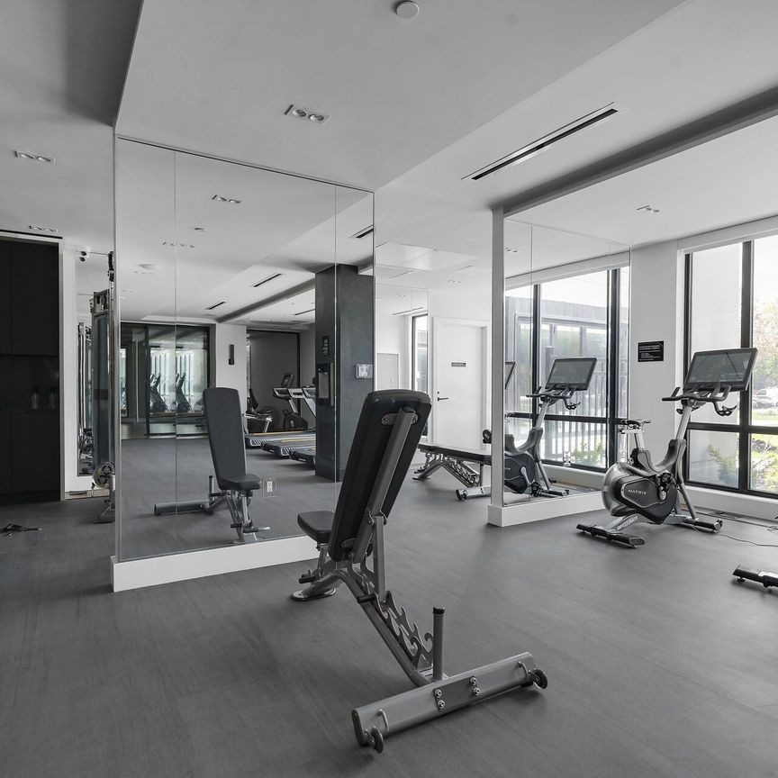 For Lease - 2075 King Road Unit# 606, King, Ontario - Photo 1