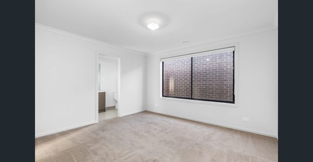 Saltwater Estate Stunner - Photo 1