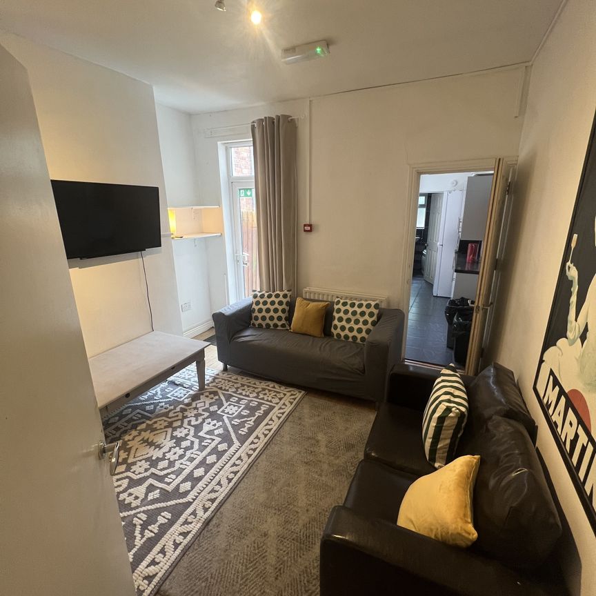 279 Heeley Road - Photo 1