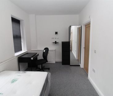 4 bedroom house to rent - Photo 5