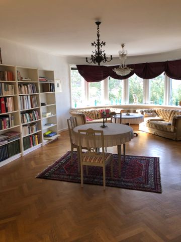 Idrottsvägen, Surte - Photo 3