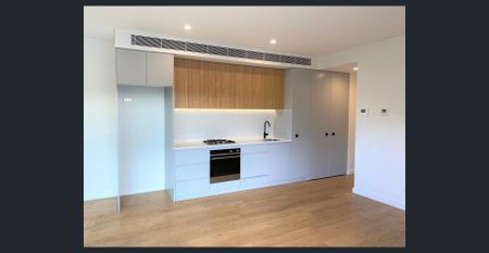 Bright and Ultra-Modern Two Bedroom Apartment - Photo 3