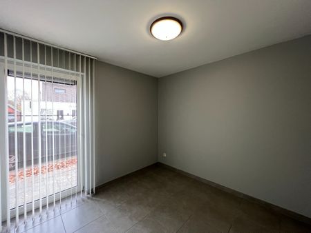 Bemeubeld appartement met 3 slaapkamers te Lommel - Foto 5