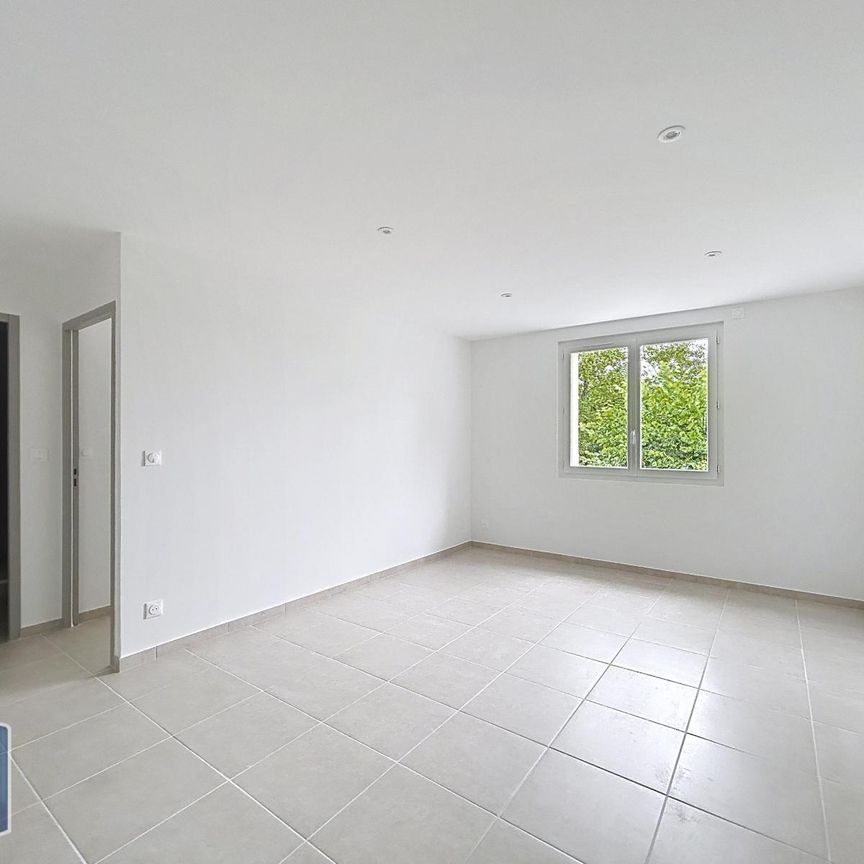Location Appartement 2 pièces 53m² POMMIERS 69480 - Photo 1
