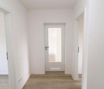 Ruhige Lage - Moderne Wohnung - Sofort einziehen - Photo 2
