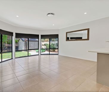 Discover Your Perfect Family Home in Woombye - Photo 2