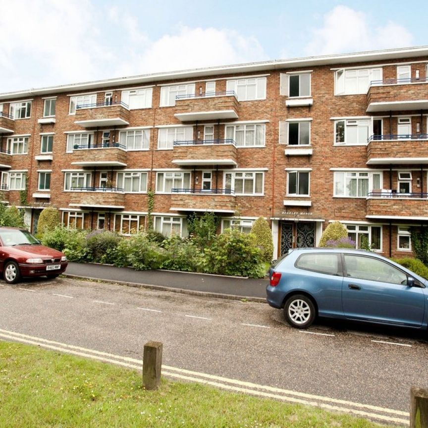 Newly refurbished 1 Bed Westbourne - Photo 1