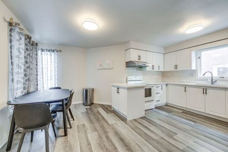 For Lease - 5492 Haddon Hall Road, Mississauga, Ontario - Photo 5