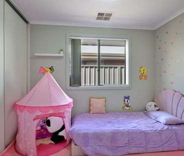 To register & apply for this property, please use this link: https:... - Photo 4