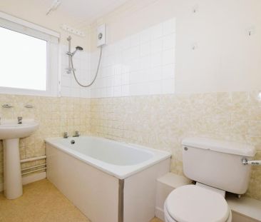 1 bedroom semi-detached house to rent - Photo 3