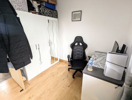 Pendre Crescent, Pontyclun, Llanharan - Photo 3