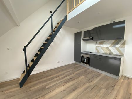 APPARTEMENT T2 RÉNOVÉ AVEC 2 MEZZANINES - Photo 4