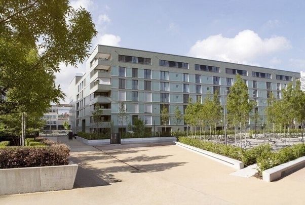 Modern duplex apartment in Zurich - Photo 1