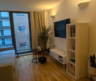 1 Bed Flat, Advent House, M4 - Photo 3