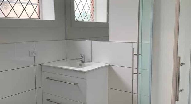 Fully Furnished Ensuite Room on Heriot Row - Photo 1