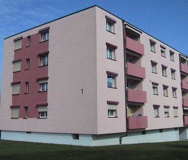 Nice 4-room apartment refurbished in Orbe - Photo 4