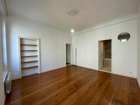 Location Appartement 2 pièces 48m² ANGERS 49100 - Photo 2