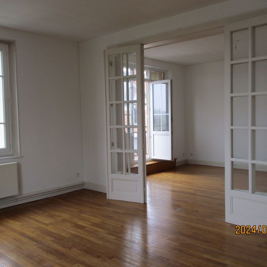 VOUZIERS, un appartement de type F3 de 120 m². - Photo 1