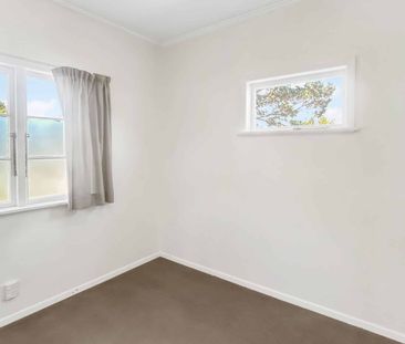 Tidy 2 bedroom rental in Manurewa! - Photo 3