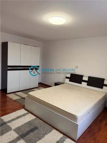 Royal Imobiliare - Inchiriere Vila zona Democratiei - Fotografie 3