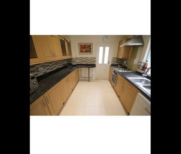 Room in a Shared House, St. Kildas Road, HA1 - Photo 2