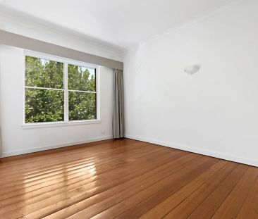 Comfortable One-Bedroom Living in a Quiet, Leafy Setting - Photo 1