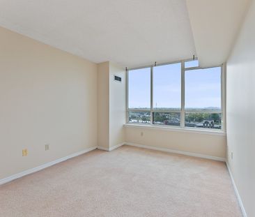 For Lease - 5 Greystone Walk Drive Unit# 815, Toronto, Ontario - Photo 2