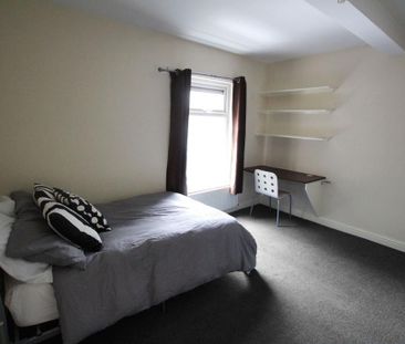 4 bedroom house share to rent - Photo 3