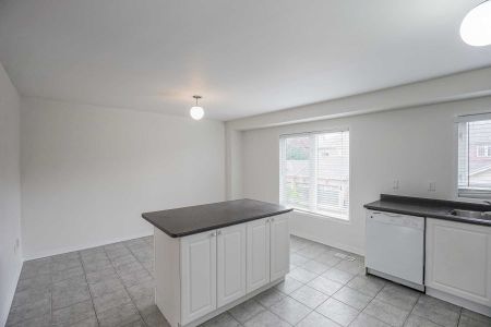 For Lease - 3323 Southwick Street, Mississauga, Ontario - Photo 5