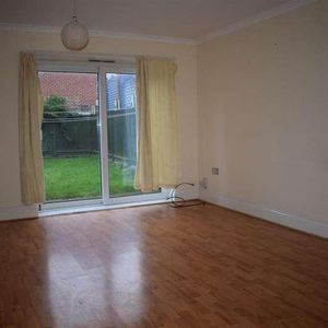 Church Hill, Loughton, IG10 - Photo 2