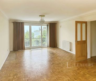 2 bedroom apartment to rent Dorchester Court, The Park, GL50 - Photo 1