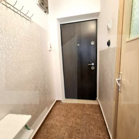 Garsonieră de închiriat în zona Capăt 1 - Fotografie 4