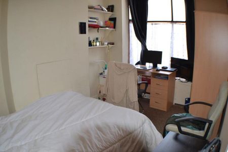 3 bedroom house to rent - Photo 3