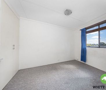 18/5 Charles Street, Queanbeyan - Photo 3