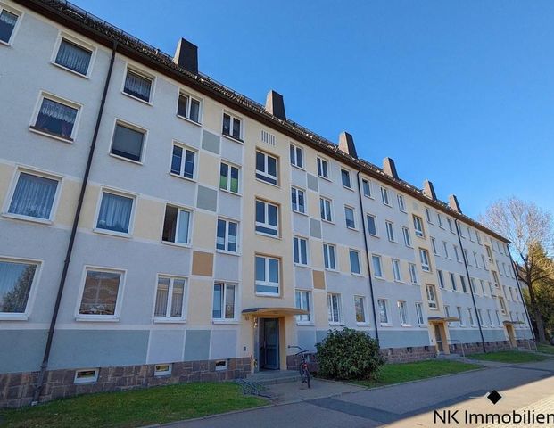 ++ gemütliche, renovierte 3-Raum Wohnung mit Balkon in schöner & gepflegter Wohnanlage ++ - Photo 1