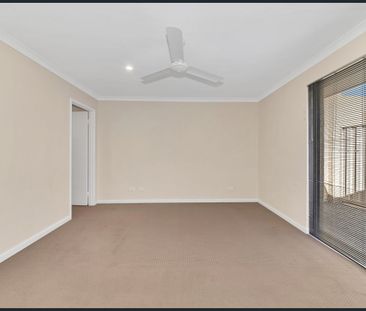 52 Delta Road, Baldivis WA 6171 - House For Rent | Domain - Photo 5