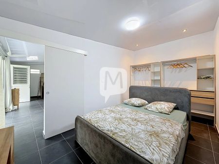 Location Maison 2 pièces 42m² REMIRE MONTJOLY 97354 - Photo 4