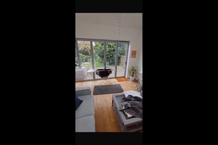 Room in a Shared House, Dollis Hill Lane, NW2 - Photo 3