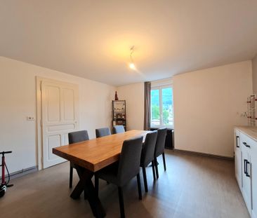 Location Appartement 92m² - Photo 2