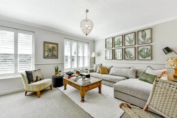 5 bedroom detached house to rent - Photo 1