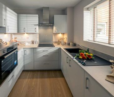 1 bedroom retirement property to rent - Photo 4