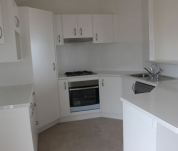 3 brm Home in Casuarina - *Rent increasing to $490 from 21/03/2026* - Photo 3