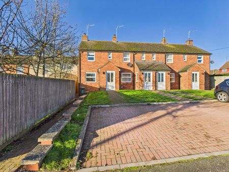 2 bedroom end of terrace house to rent - Photo 5