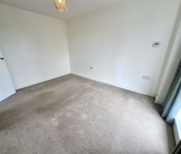 Parkhall Drive, Doncaster, Askern - Photo 3