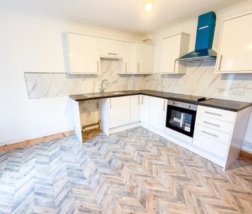 3 bedroom detached bungalow to rent - Photo 6